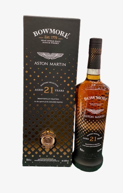 波摩21年奧斯頓馬丁聯名2021版威士忌 700ml. 51.8%                               