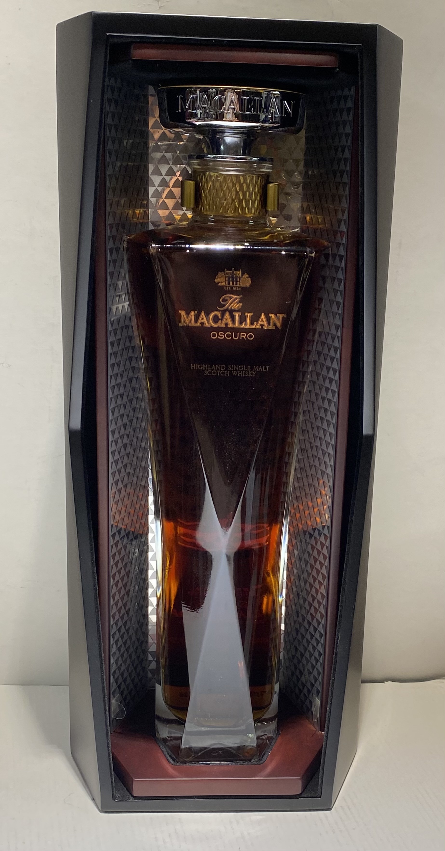 麥卡倫V5 OSCURO 新版威士忌 700ml 43%                             